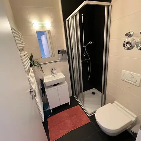 Privat-zimmer In Loft - Zentrum - Privates Bad *