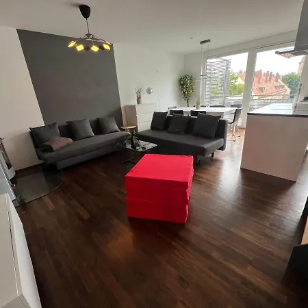 Privat-zimmer In Loft - Zentrum - Privates Bad *