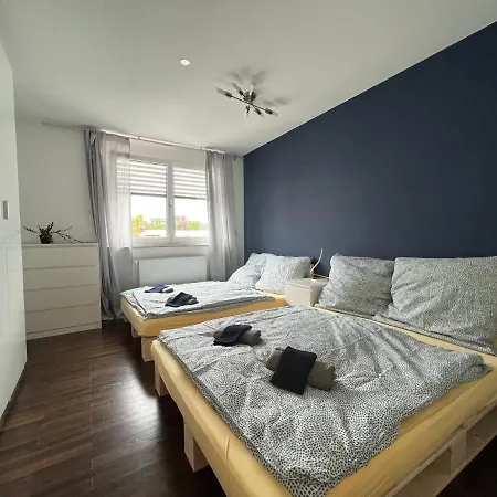 民宿 Privat-zimmer In Loft - Zentrum - Privates Bad 纽伦堡